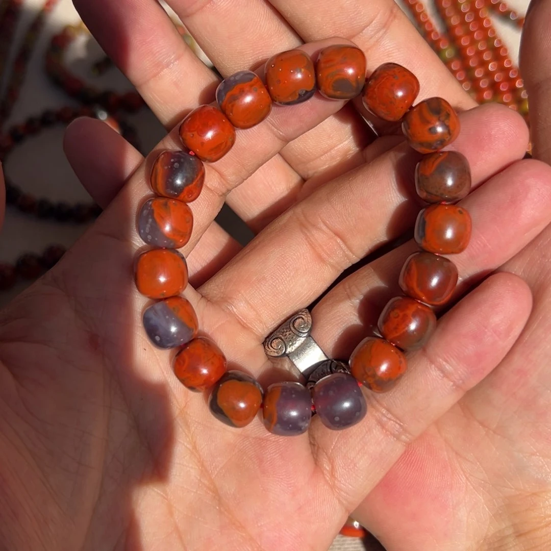 南红玛瑙shou chuan未镶嵌半****人