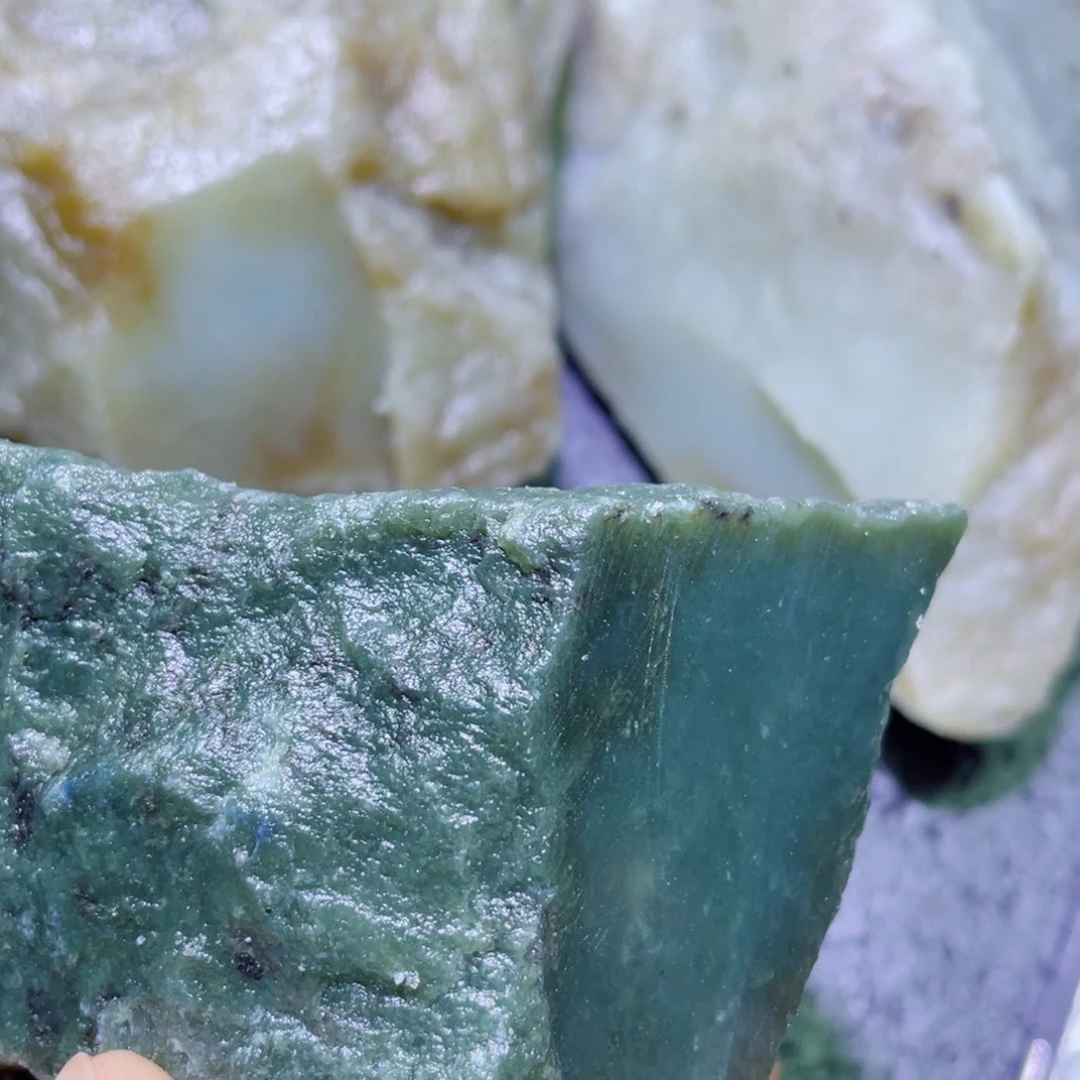 和田玉未镶嵌珠宝半成品