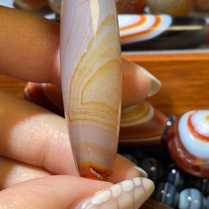 未镶嵌颈饰玛瑙/玉髓