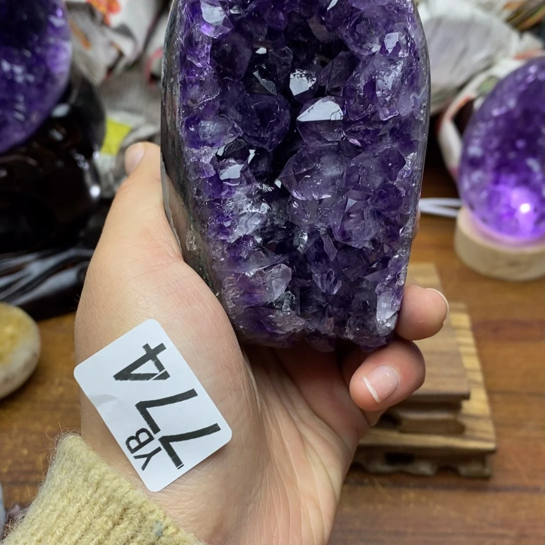 水晶大型摆件（非配饰）未镶嵌