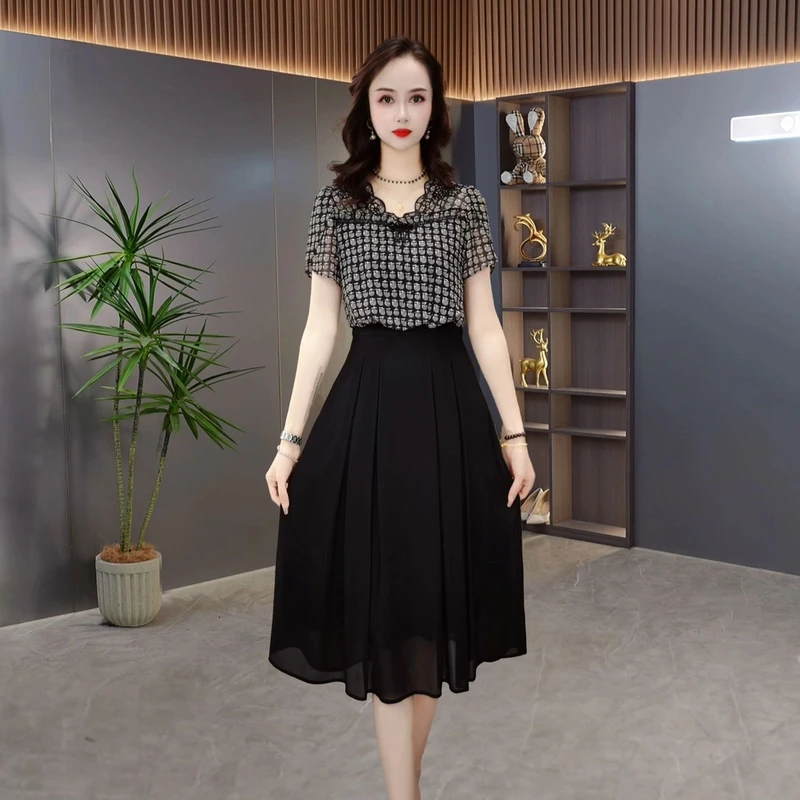 2025夏季气质收腰修身女士百搭休闲显瘦连衣裙M-4XL