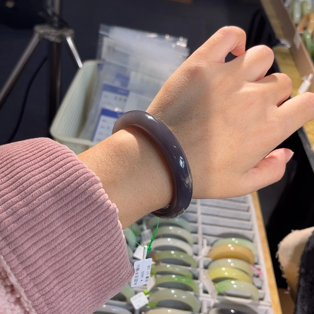 和田玉未镶嵌手镯  「正紫」