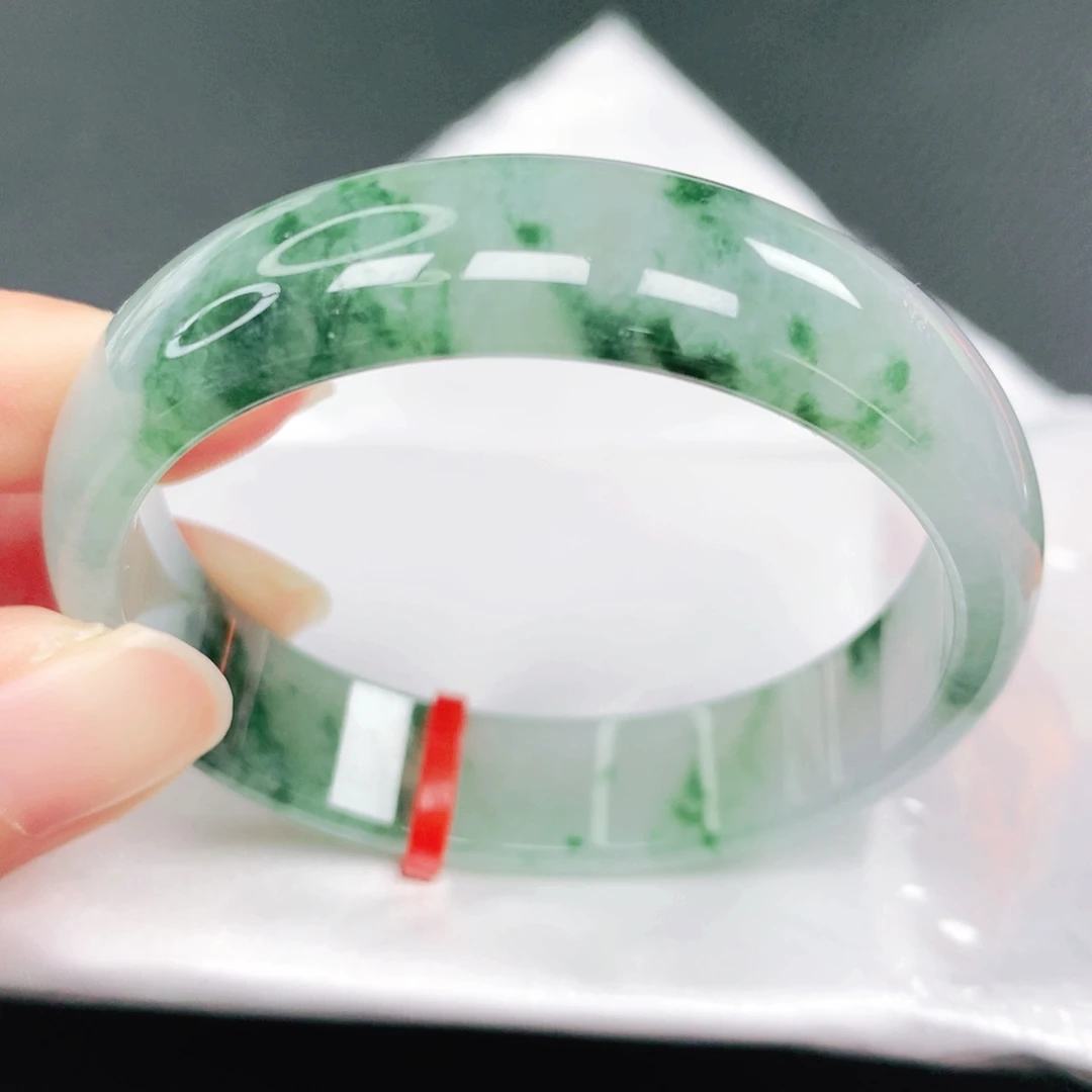 翡翠未镶嵌手镯48圈