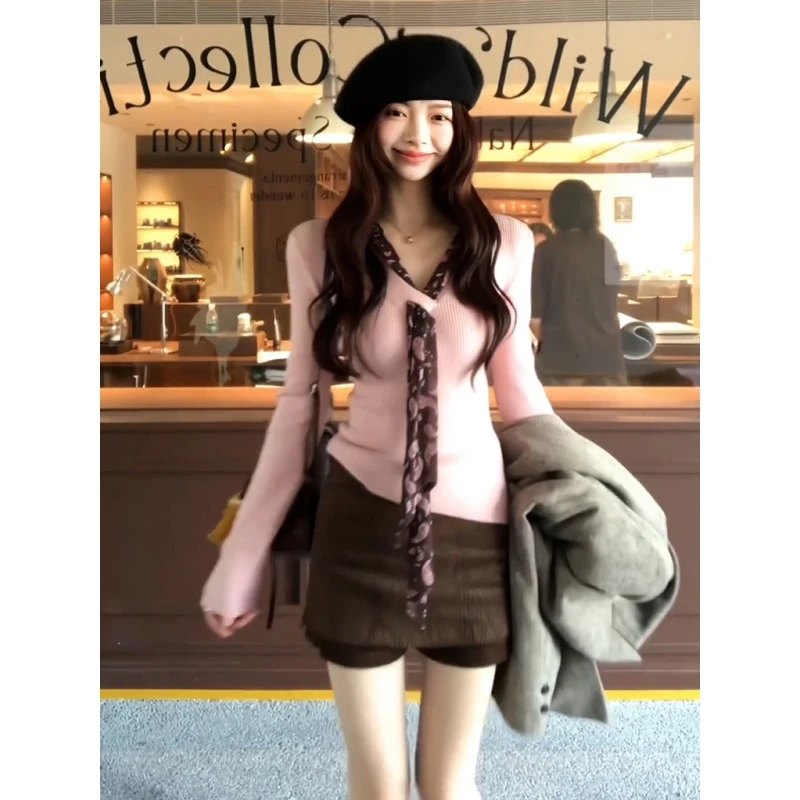 韩系气质波点丝带v领毛衣女冬季修身显瘦内搭温柔长袖打底上衣潮
