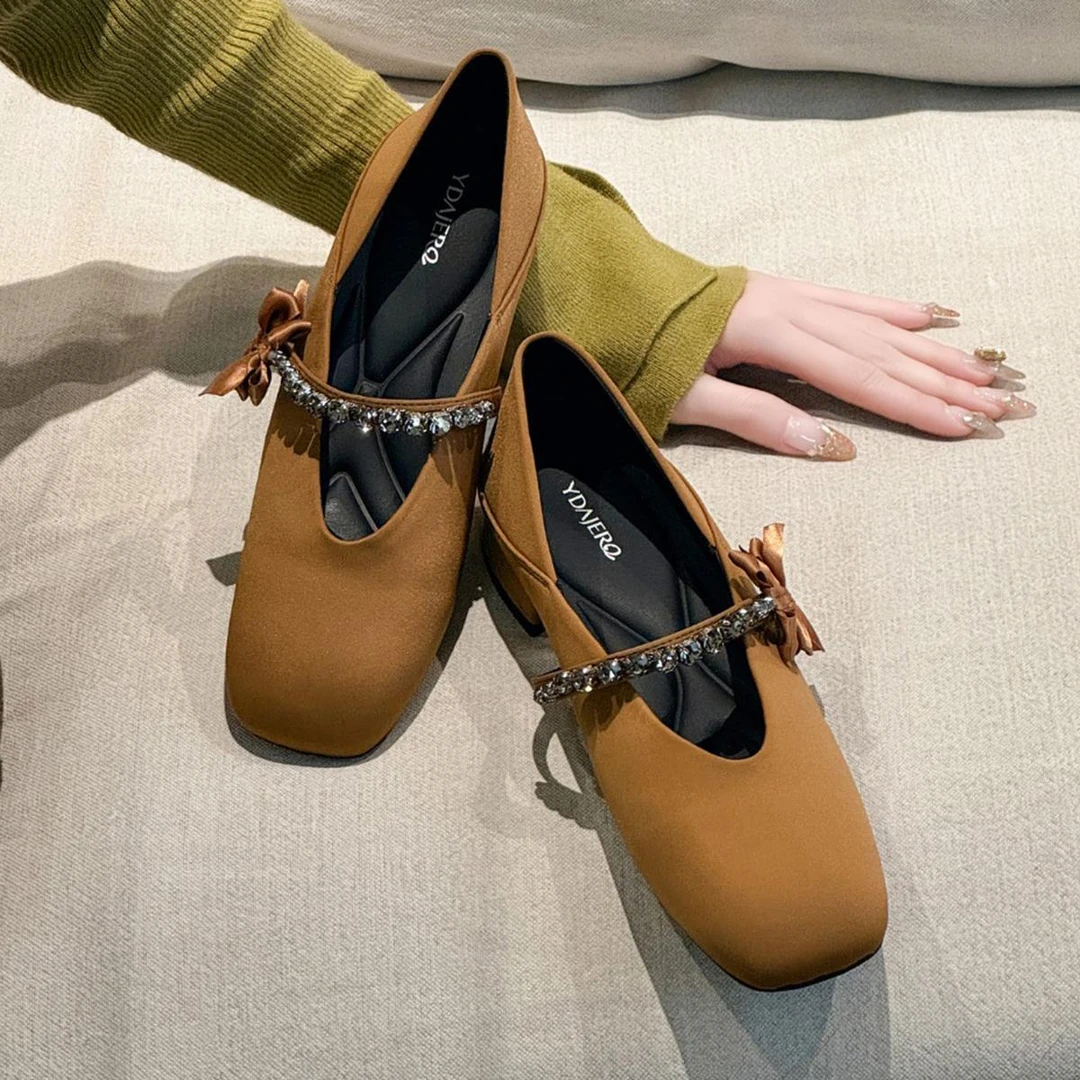 蝴蝶结低跟浅口后跟可踩水钻单鞋女鞋方头焦糖色2025春季新款舒适
