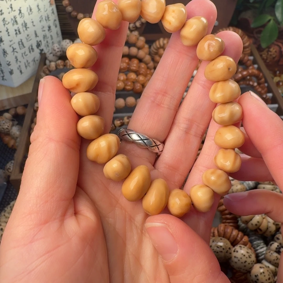 吊坠柏香籽/百香籽龙脊奶豆