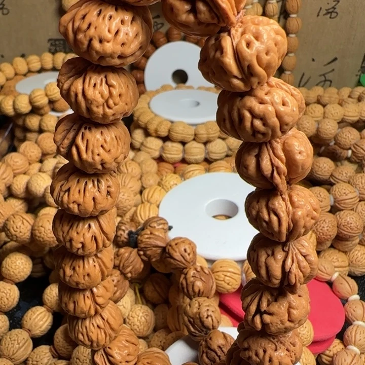 桃核手串打****品蟠桃核