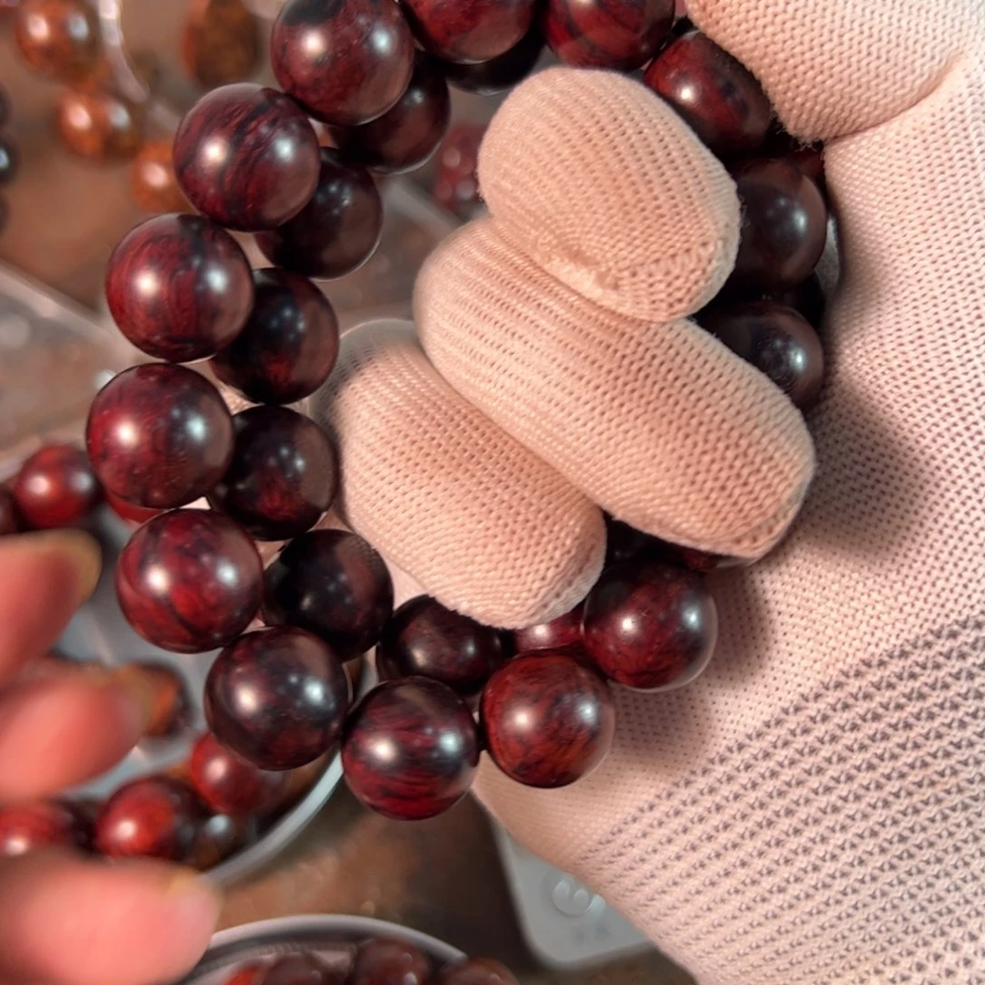 木云**?红降1.5手串