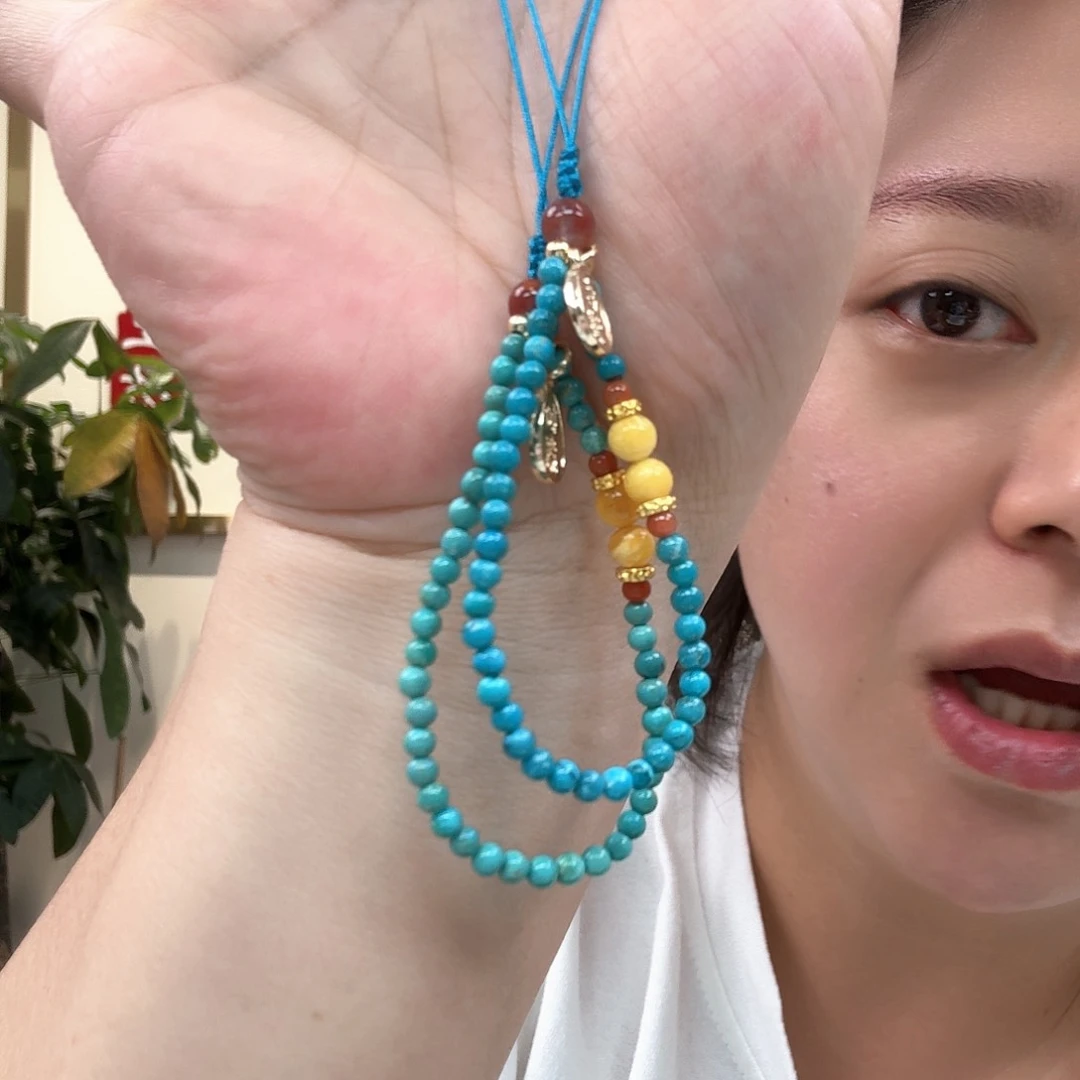 未镶嵌琥珀珠宝奇石75