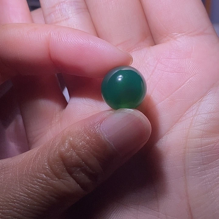 玛瑙/玉髓挂件未镶嵌乐*吕