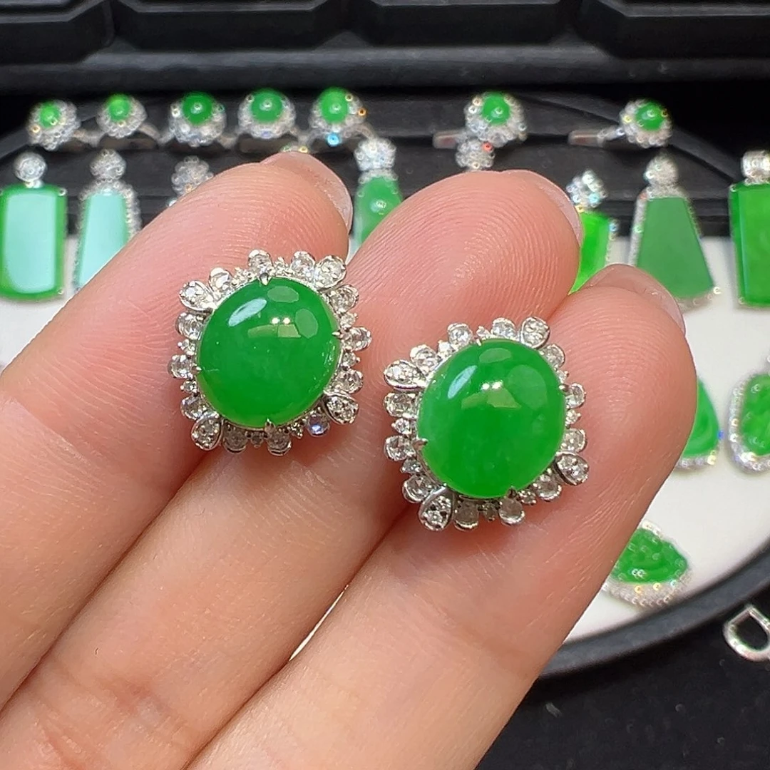 翡翠耳饰18K金镶嵌唯****色收到货48小时鉴赏期