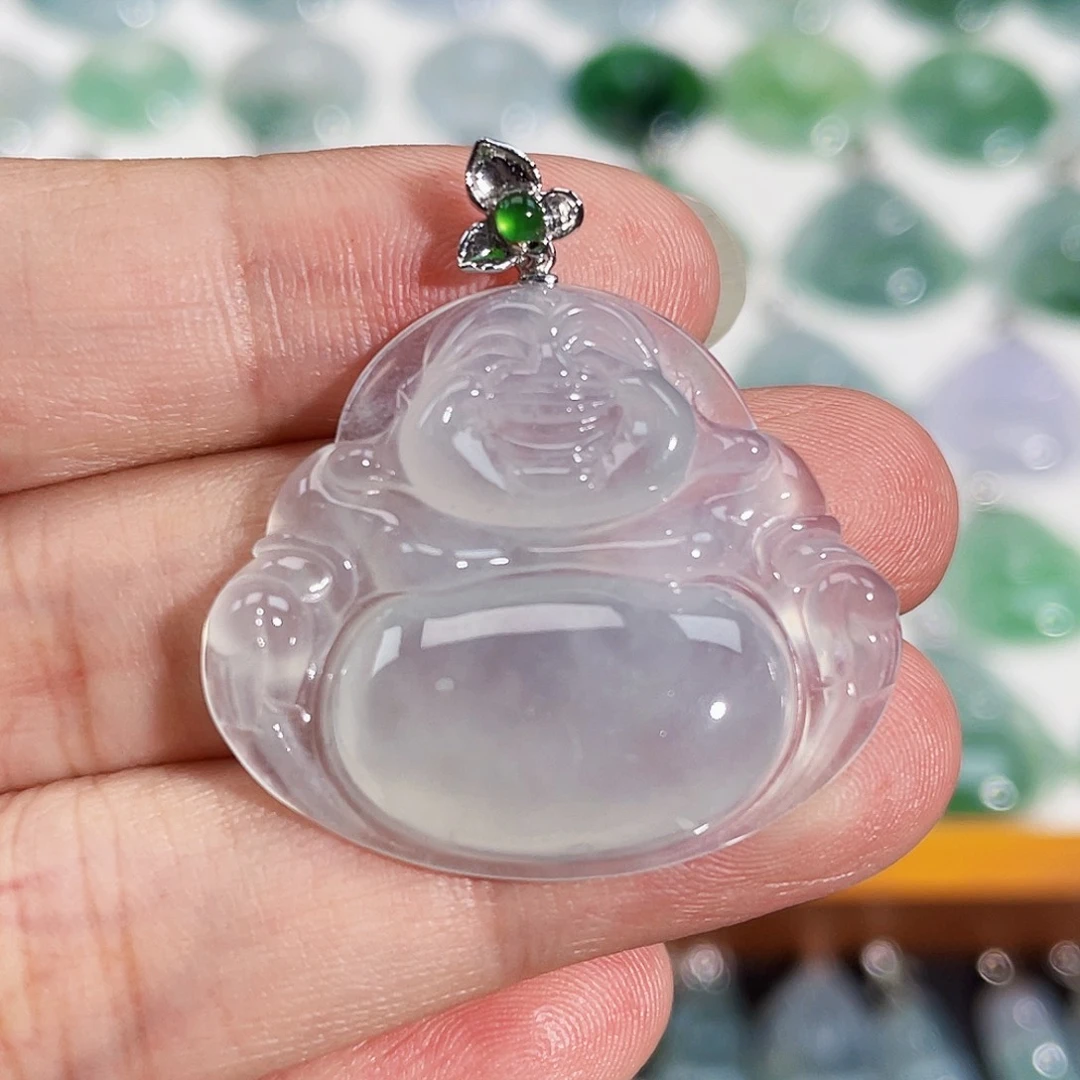 颈饰18K金镶嵌翡翠吊坠