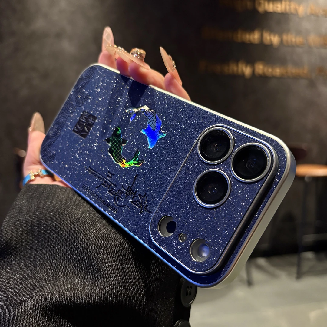 创意锦鲤双鱼适用苹果13-17promax全包镜头电镀防摔高级感手机壳