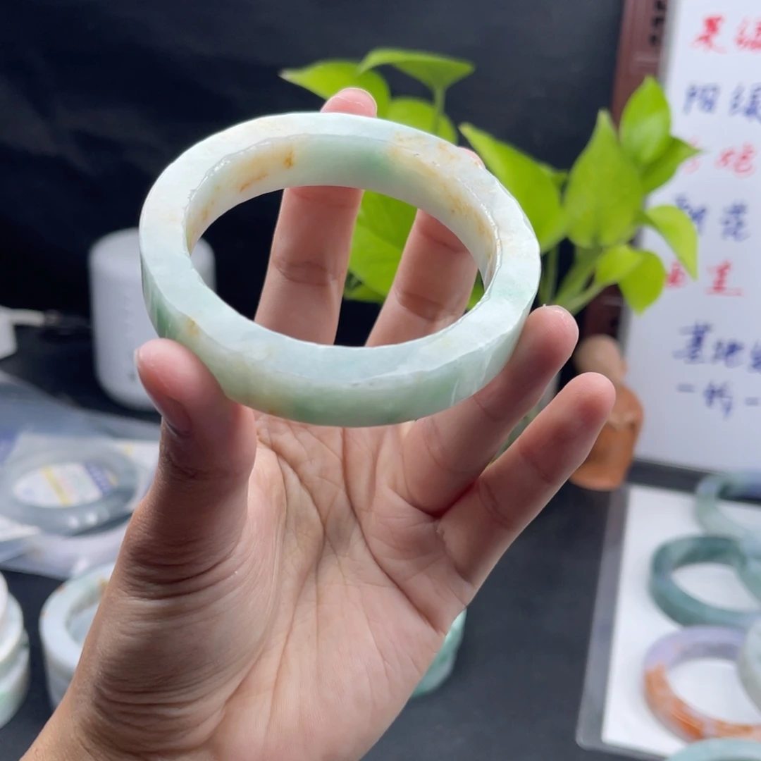 定制翡翠未镶嵌正圈