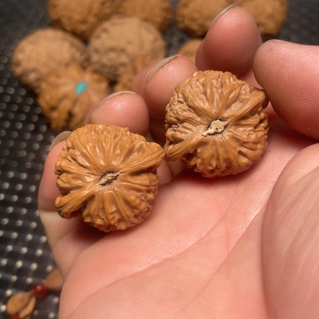 【闪购商品】文玩核桃吊坠呱*31宫灯