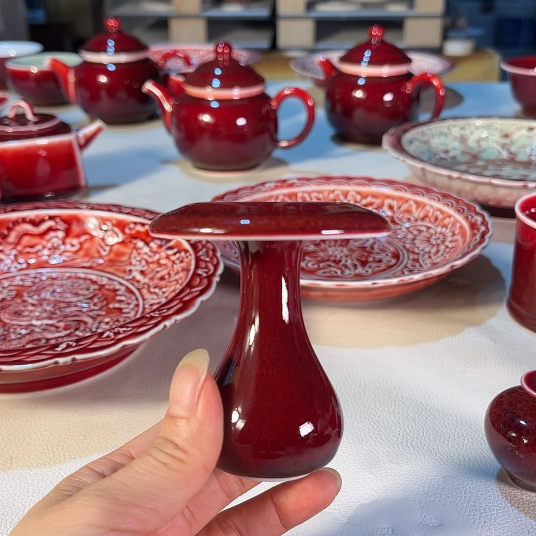 景德镇陶瓷红马坊花瓶