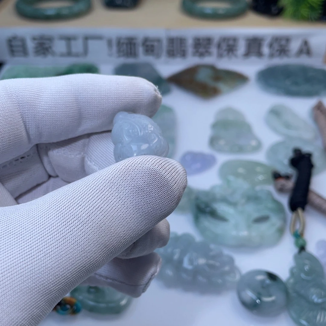 颈饰未镶嵌翡翠2