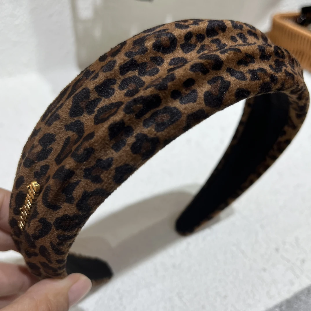 L598深豹纹高露顶发箍