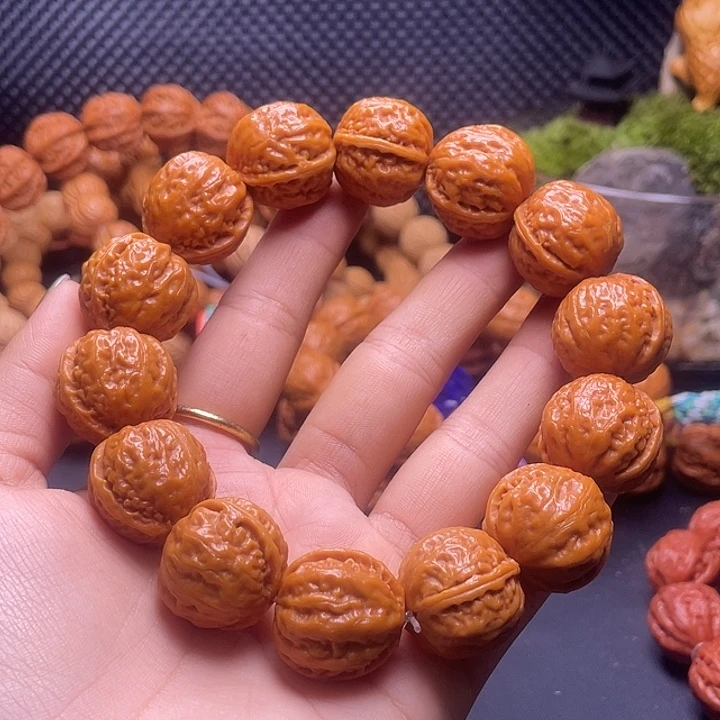 手串文玩核桃富甲天下