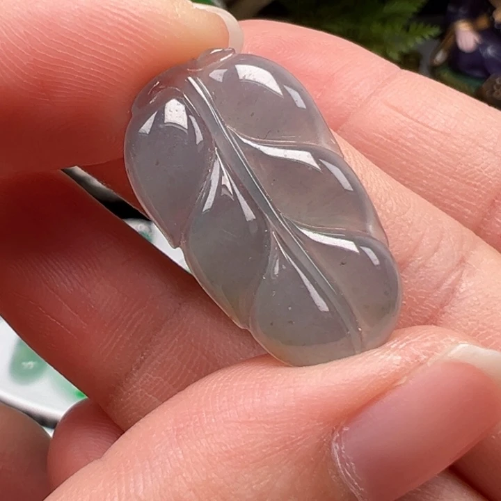 翡翠未镶嵌颈饰叶子手机挂