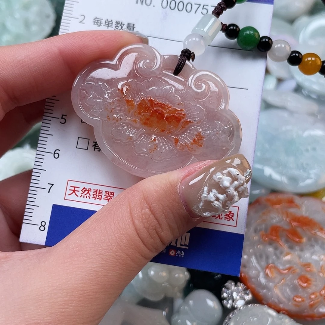 翡翠未镶嵌颈饰757