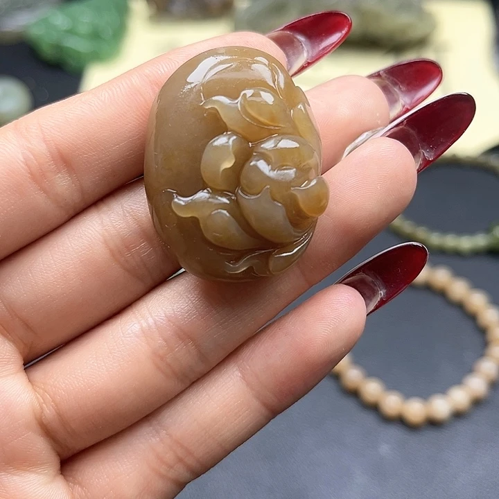 【闪购商品】颈饰未镶嵌和田玉