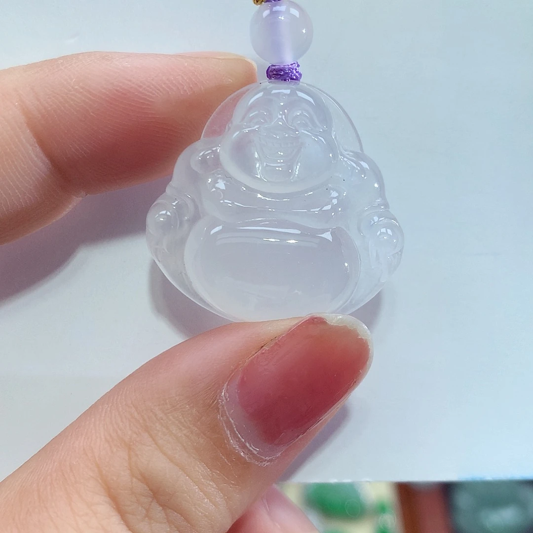 翡翠未镶嵌颈饰佛