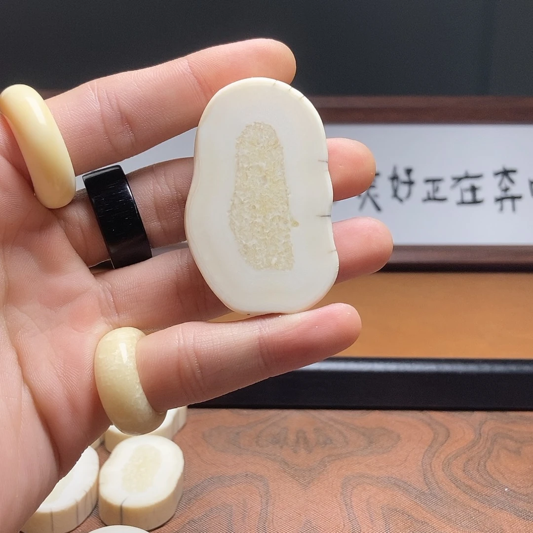 手串/手链/手镯猛犸象牙39.09g有裂饼子