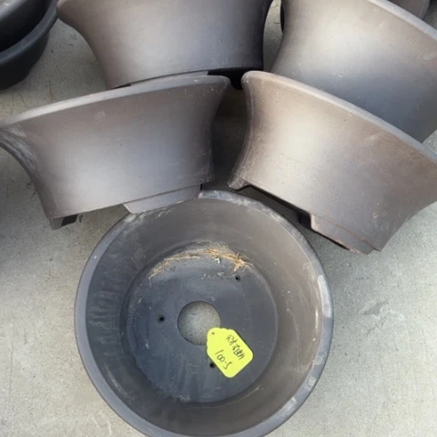 紫砂花盆100-5。   32-14