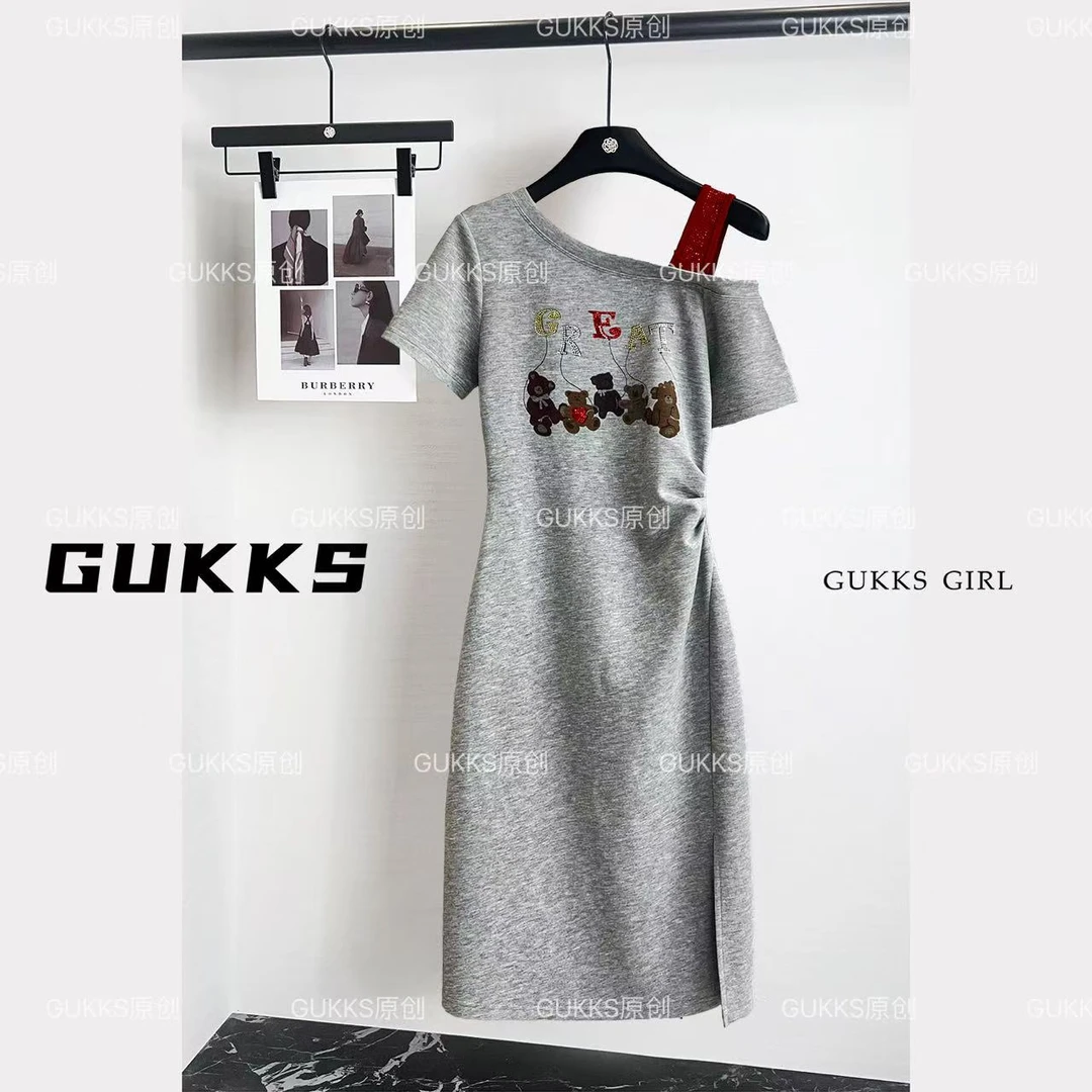 GUKKS/夏季刺绣卡通小熊俏皮可爱减龄连衣裙GK694