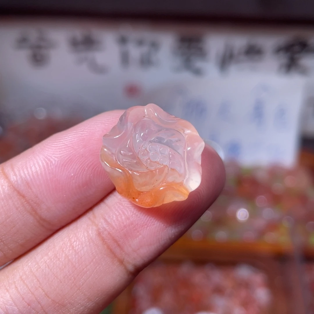 南红玛瑙未镶嵌挂件11742