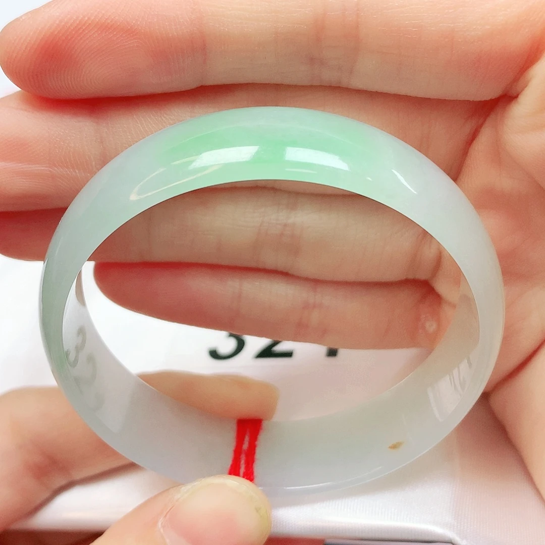 翡翠未镶嵌手镯翡翠手镯50