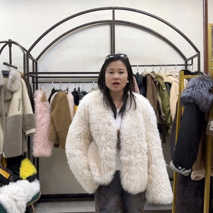 真皮皮衣皮毛一体130斤以内