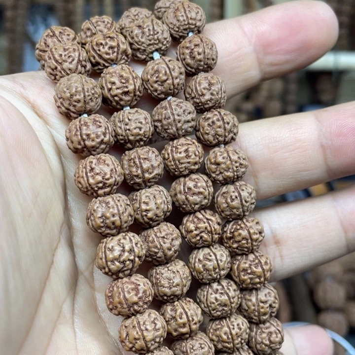 金刚菩提吊坠嫁接老树王尺寸11+保手持