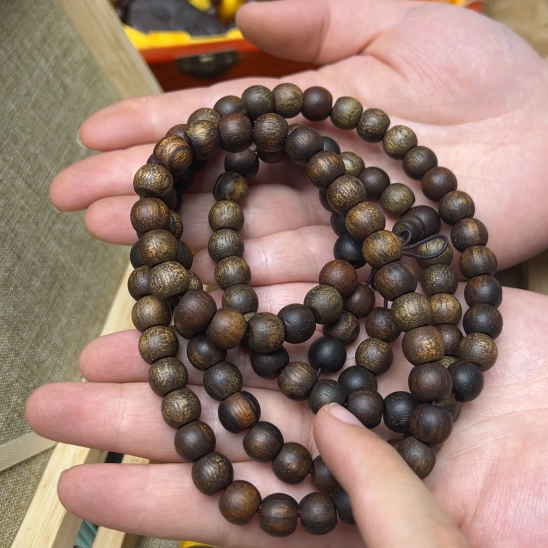 大叶紫檀（黑酸枝木类）