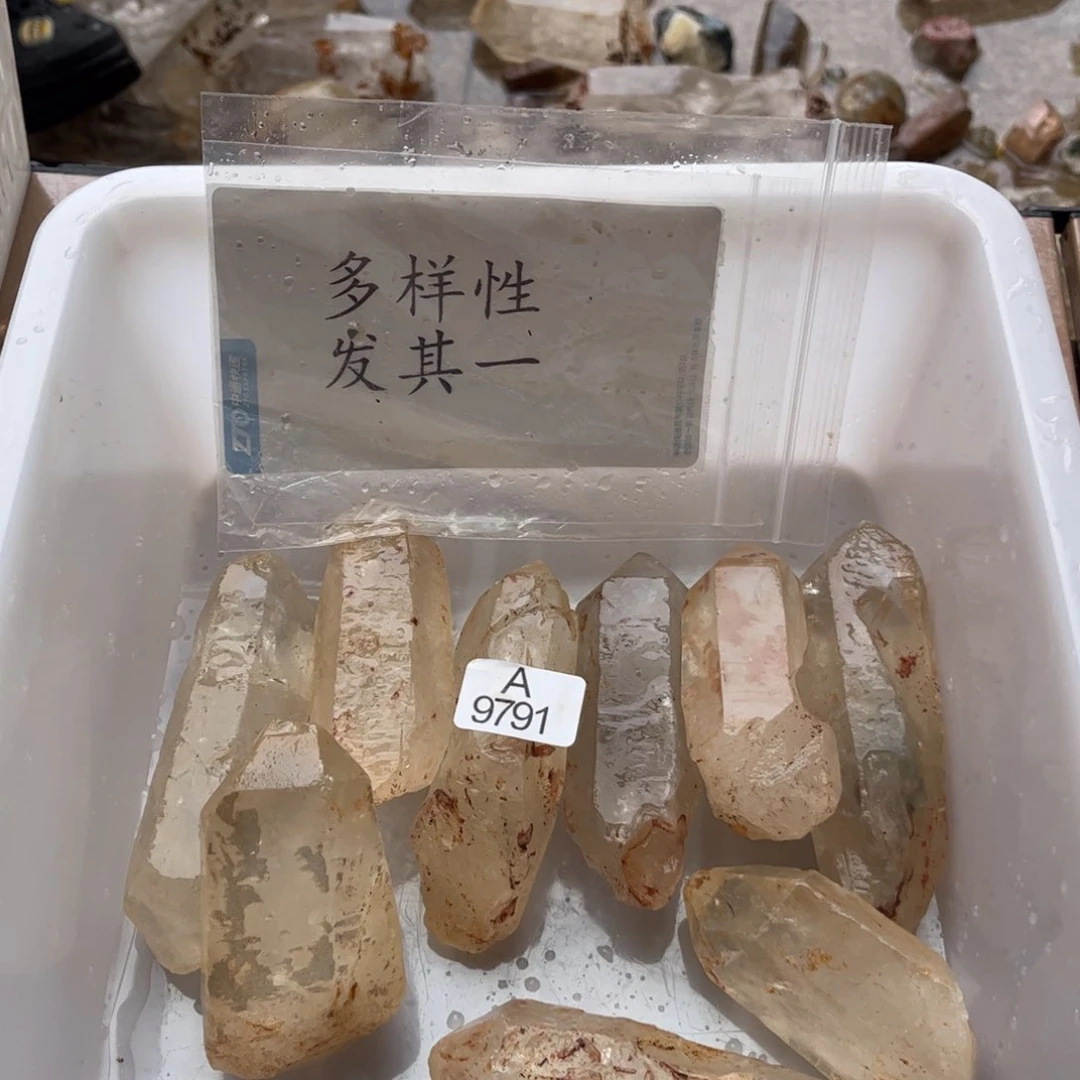 【闪购商品】未镶嵌水晶大型摆件（非配饰）多样性发其一