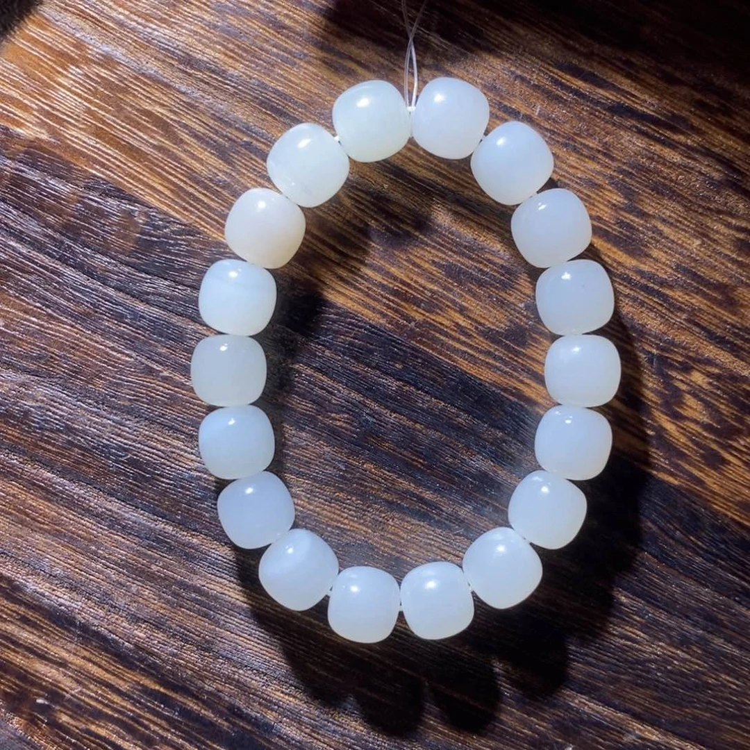 和田玉手串未镶嵌卡12老型微瑕