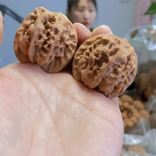 【闪购商品】把件文玩核桃38蜡皮刀子