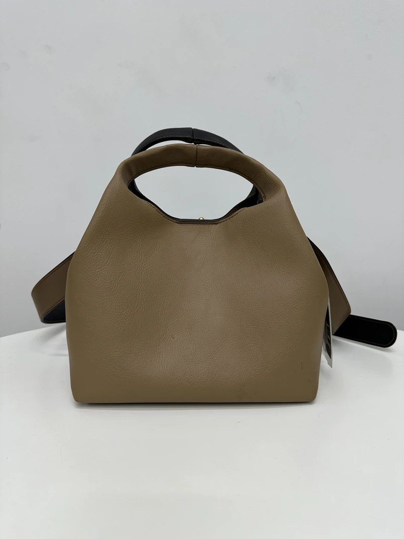 小众设计款包包051-100斜跨女包百搭单肩女包.