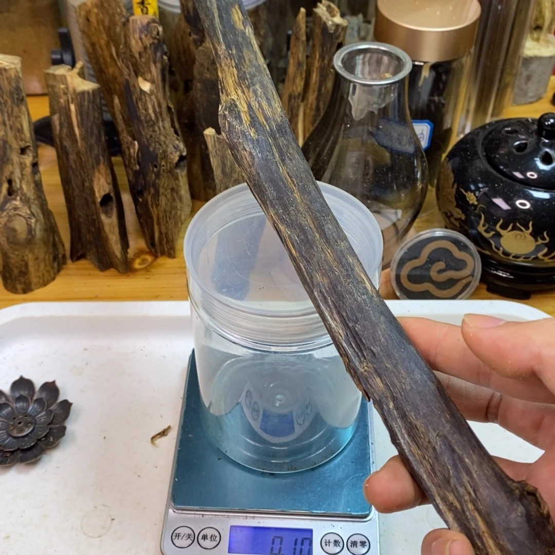星***炎沉香高油香薰天然乌身65克