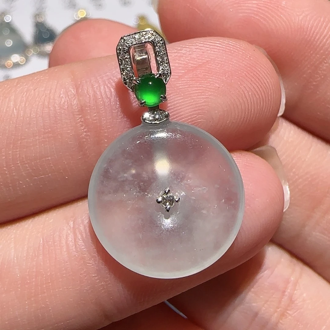 【闪购商品】翡翠18K金镶嵌颈饰天然