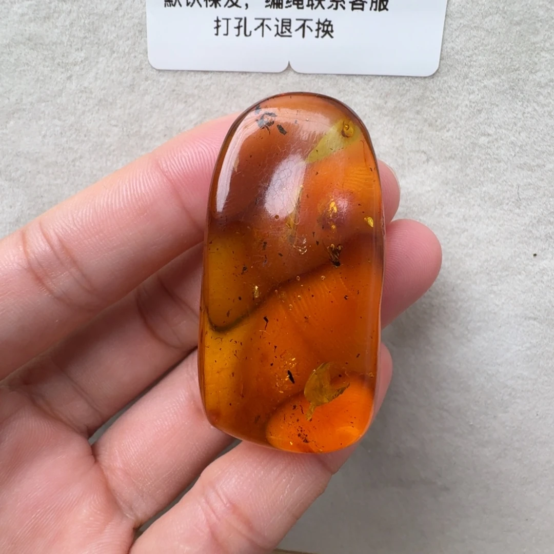 蜜蜡未镶嵌珠宝奇石虫珀有瑕疵
