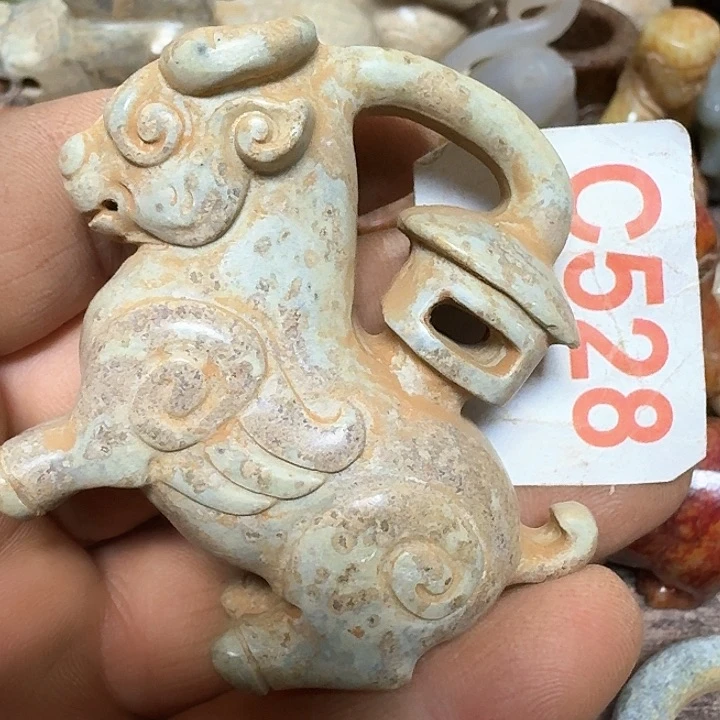 和田玉颈饰未镶嵌