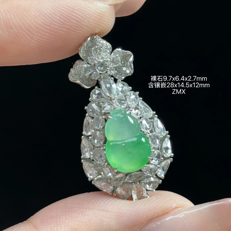 18K金镶嵌缅甸天然翡翠A货冰飘绿花葫芦吊坠ZMX （下单咨询客服）