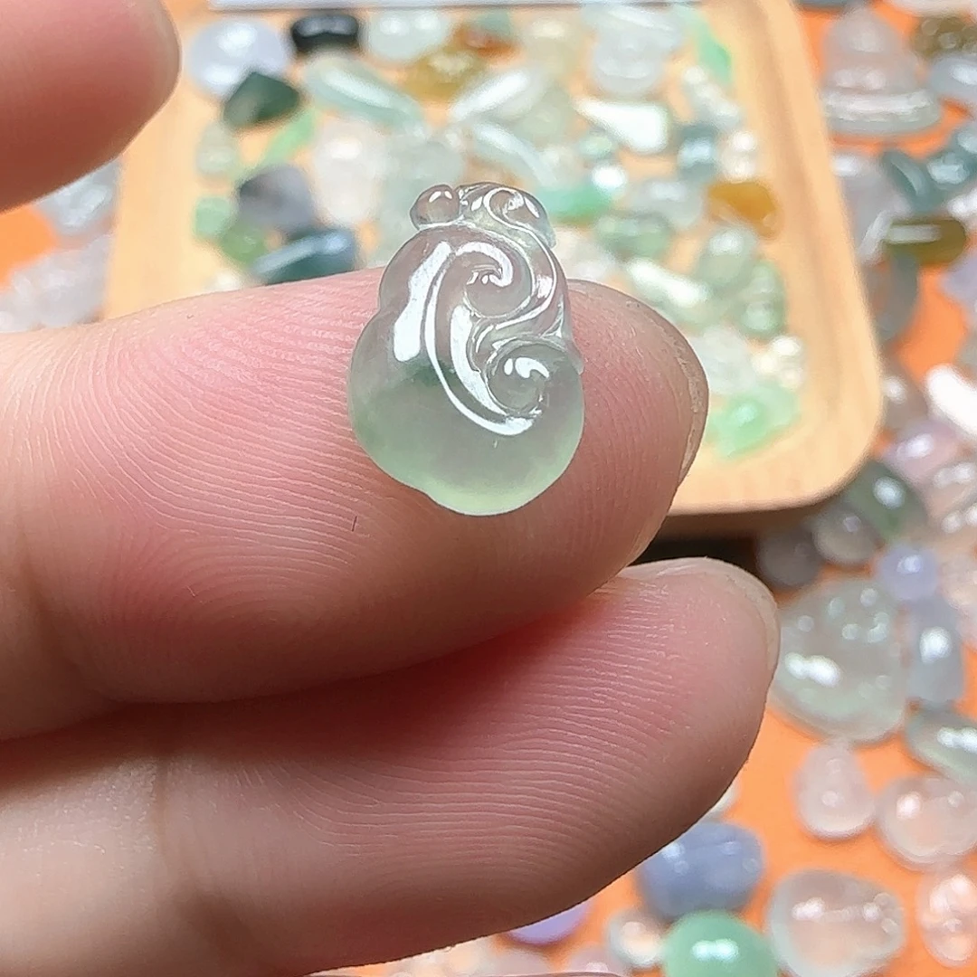 未镶嵌定制翡翠翡翠