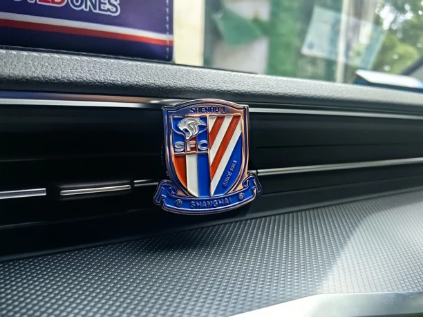 申花球迷周边-队徽金属香薰 车载出风口香薰队徽处磁吸方便更换