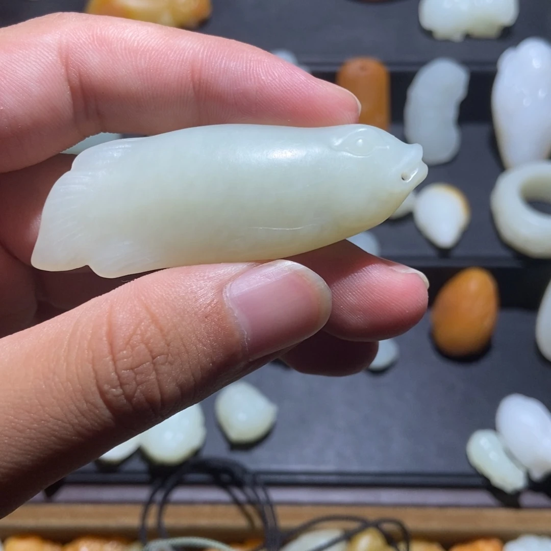 琪***哥颈饰未镶嵌和田玉