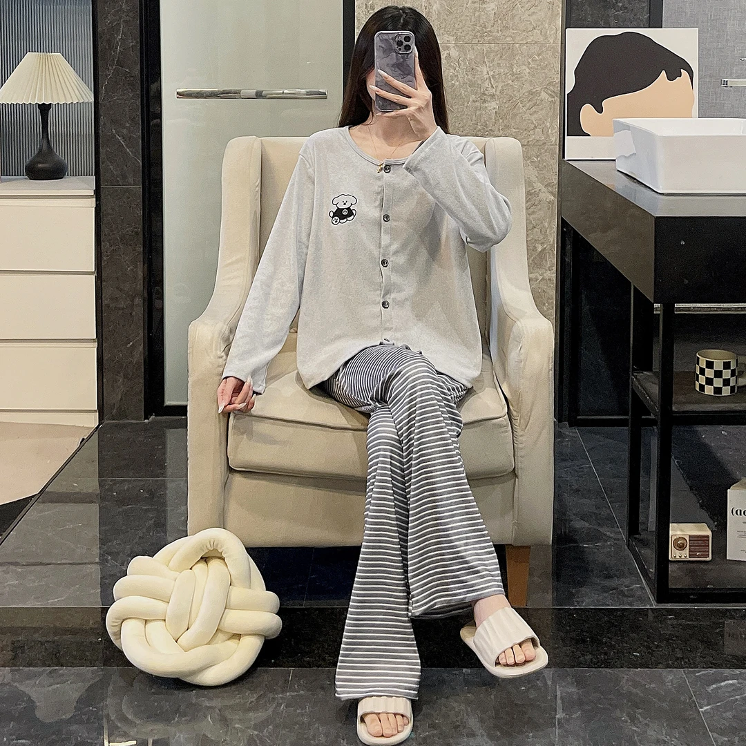 可爱灰色小狗睡衣女德绒保暖开衫简约休闲韩系ins宽松家居服套装