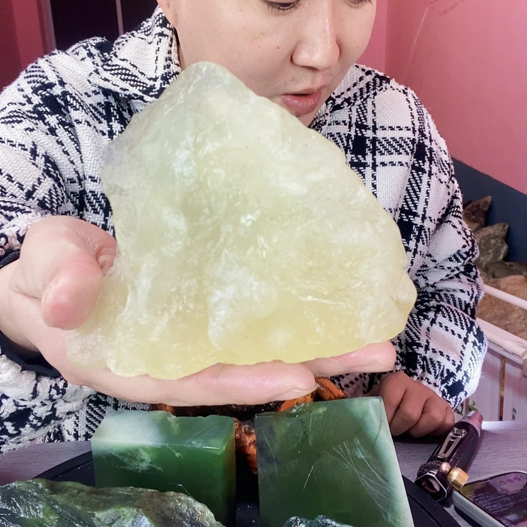 足***号蛇纹石玉未镶嵌岫玉原石蛇纹石玉