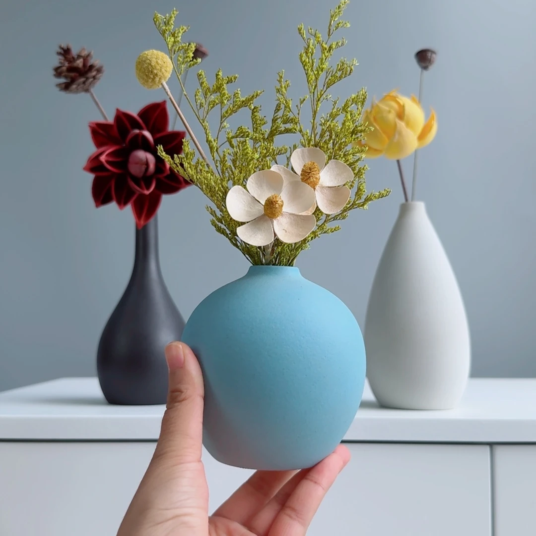 摆件陶瓷小花瓶含花总高约20-30cm